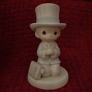 Precious Moments “God Bless The USA” Collectible Figurine